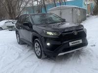 Toyota RAV4 2022 годаfor16 800 000 тг. в Усть-Каменогорск