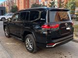 Toyota Land Cruiser 2022 года за 53 000 000 тг. в Костанай – фото 2