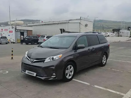 Toyota Sienna 2015 года за 6 500 000 тг. в Алматы – фото 2