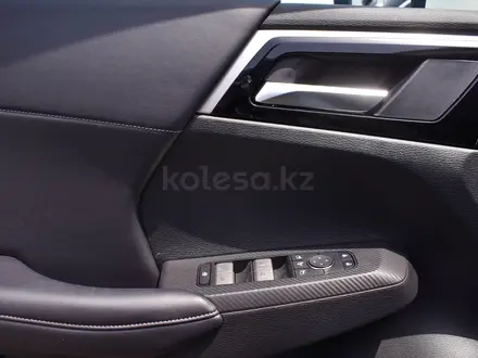 Mitsubishi Outlander 2023 года за 11 186 128 тг. в Алматы – фото 17