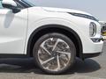 Mitsubishi Outlander 2023 года за 11 186 128 тг. в Алматы – фото 7