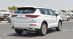 Mitsubishi Outlander 2023 года за 11 186 128 тг. в Алматы – фото 4