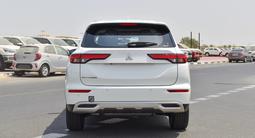 Mitsubishi Outlander 2023 года за 11 186 128 тг. в Алматы – фото 5