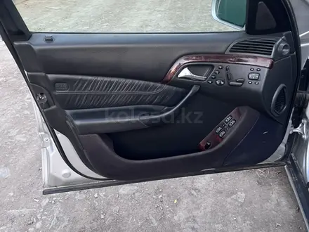 Mercedes-Benz S 320 2000 года за 4 000 000 тг. в Астана – фото 10