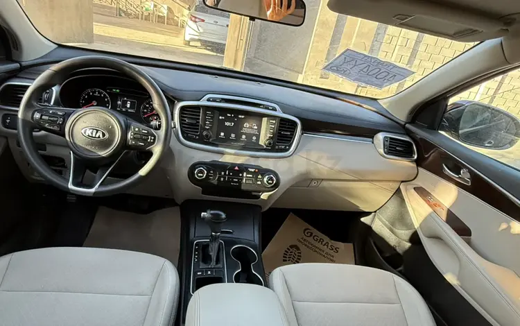 Kia Sorento 2018 года за 9 100 000 тг. в Шымкент