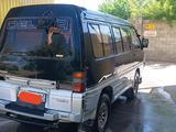 Mitsubishi Delica 1993 годаfor1 700 000 тг. в Алматы – фото 2