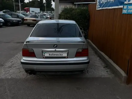 BMW 325 1994 года за 2 300 000 тг. в Алматы – фото 4