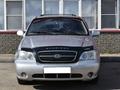 Kia Carnival 2005 года за 4 000 000 тг. в Лисаковск – фото 2