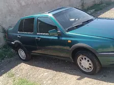 Volkswagen Vento, 1995