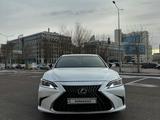 Lexus ES 350 2022 годаүшін27 700 000 тг. в Астана – фото 3