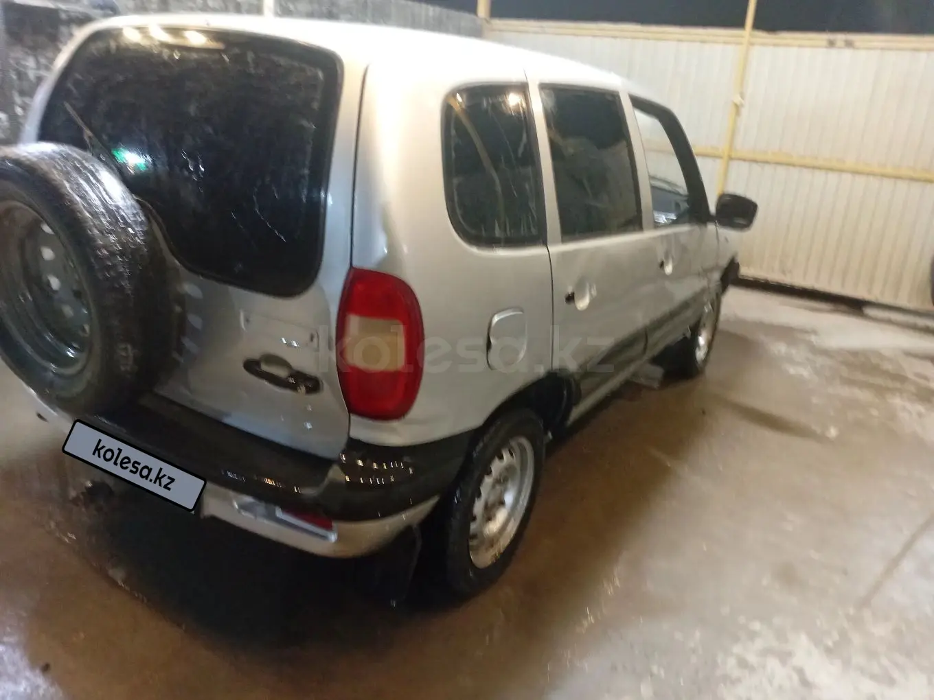 Chevrolet Niva, 2005