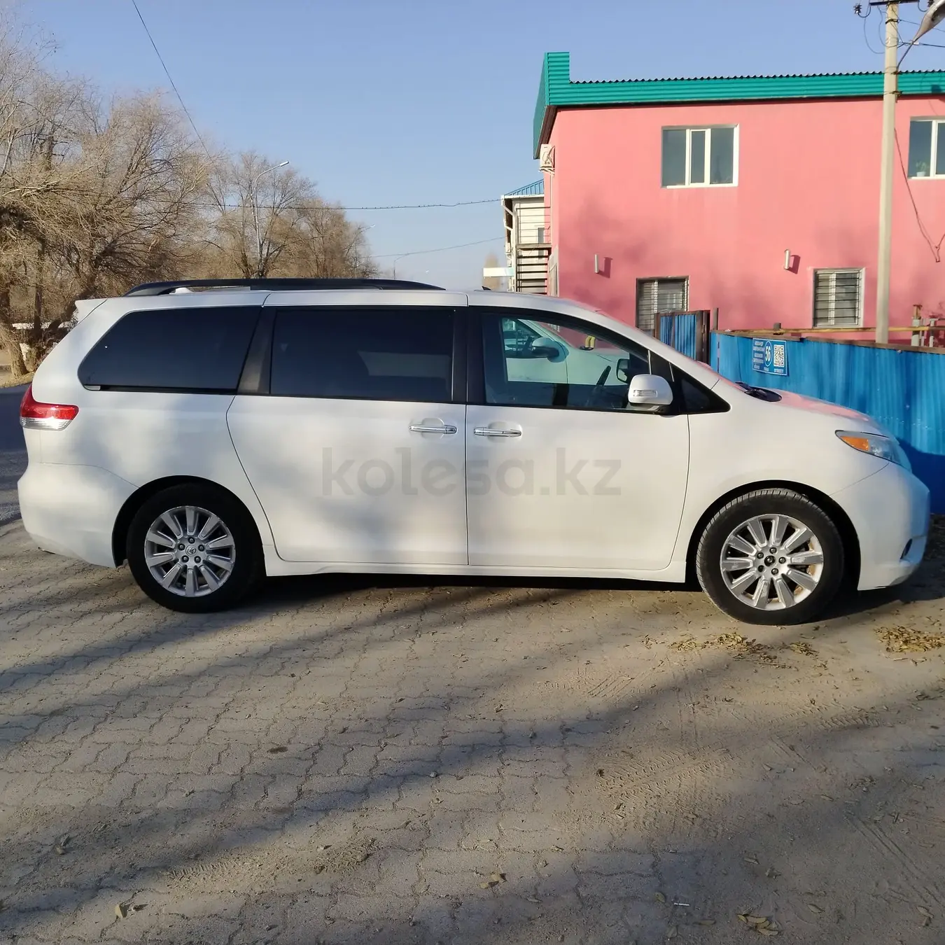 Toyota Sienna, 2013