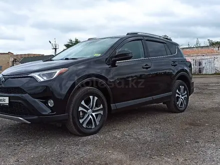 Toyota RAV4 2017 года за 12 000 000 тг. в Астана