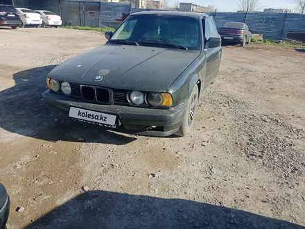 BMW 520 1988 года за 950 000 тг. в Караганда – фото 4