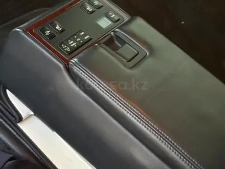Toyota Camry 2012 года за 9 500 000 тг. в Шымкент – фото 22