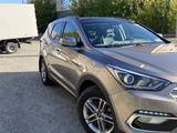 Hyundai Santa Fe 2018 года за 6 300 000 тг. в Атырау