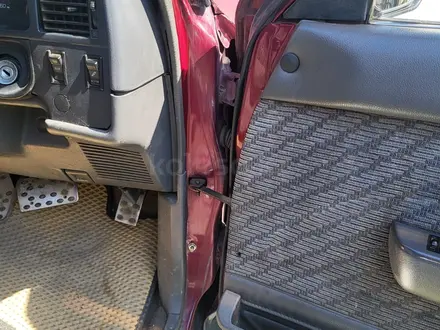 Toyota Hilux Surf 1995 года за 2 500 000 тг. в Алматы – фото 14