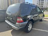 Mercedes-Benz ML 320 1999 годаfor4 700 000 тг. в Астана – фото 5