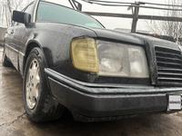 Mercedes-Benz E 280 1993 годаүшін1 200 000 тг. в Алматы