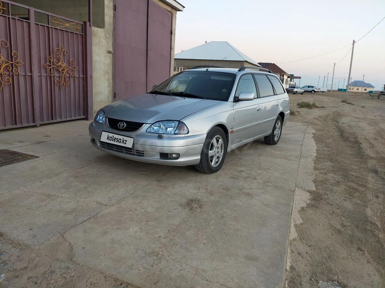 Toyota Avensis 2002 г.