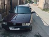 Volkswagen Passat 1993 годаүшін1 000 000 тг. в Тараз