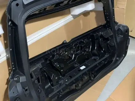 Крышка багажника на Citroen за 100 000 тг. в Алматы – фото 3