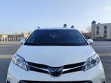 Toyota Sienna 2018 года за 17 000 000 тг. в Тараз