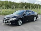 Toyota Camry 2015 года за 9 600 000 тг. в Шымкент – фото 2