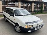 Volkswagen Passat 1993 годаүшін1 650 000 тг. в Караганда – фото 4