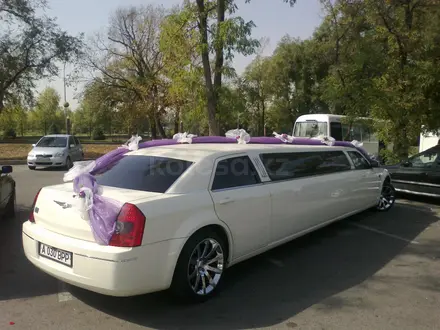 Лимузин Крайслер 300С в Алматы в Алматы – фото 3