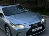 Lexus ES 350 2021 года за 27 500 000 тг. в Алматы – фото 4