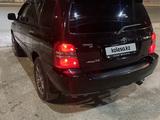 Toyota Highlander 2001 года за 7 500 000 тг. в Усть-Каменогорск – фото 2