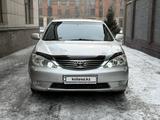 Toyota Camry 2005 годаүшін6 900 000 тг. в Семей – фото 3