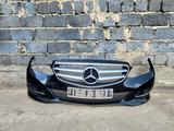 Передний бампер Mercedes Benz W212 рест за 300 000 тг. в Астана