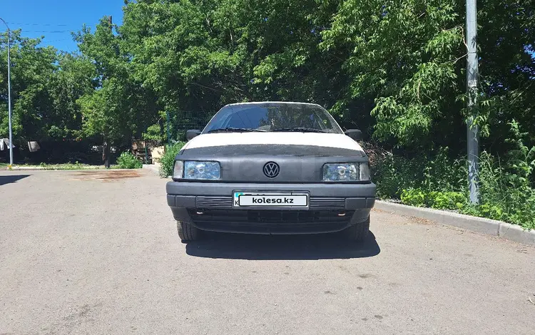 Volkswagen Passat 1988 годаүшін1 370 000 тг. в Караганда