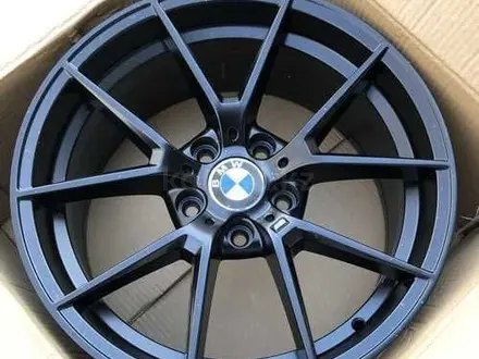 Комплект кованных дисков BMW R18 за 600 000 тг. в Алматы