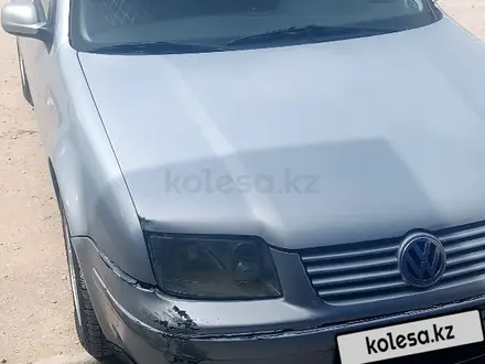 Volkswagen Bora 2000 года за 2 500 000 тг. в Актау – фото 2