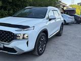 Hyundai Santa Fe 2023 года за 15 500 000 тг. в Караганда – фото 2