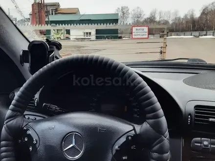 Mercedes-Benz C 200 2000 года за 2 700 000 тг. в Петропавловск – фото 14