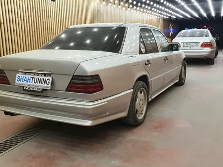 Тюнинг бампер стиль Brabus на Mercedes Benz w124 за 55 000 тг. в Алматы – фото 22