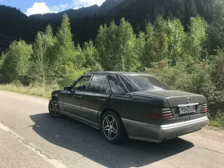 Тюнинг бампер стиль Brabus на Mercedes Benz w124 за 55 000 тг. в Алматы – фото 16