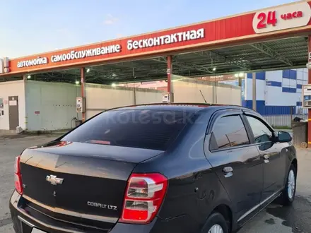 Chevrolet Cobalt 2014 года за 3 200 000 тг. в Атырау – фото 7