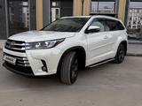 Toyota Highlander 2017 года за 19 500 000 тг. в Алматы