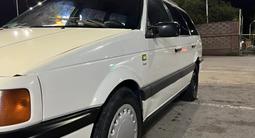 Volkswagen Passat 1993 года за 1 800 000 тг. в Алматы – фото 3