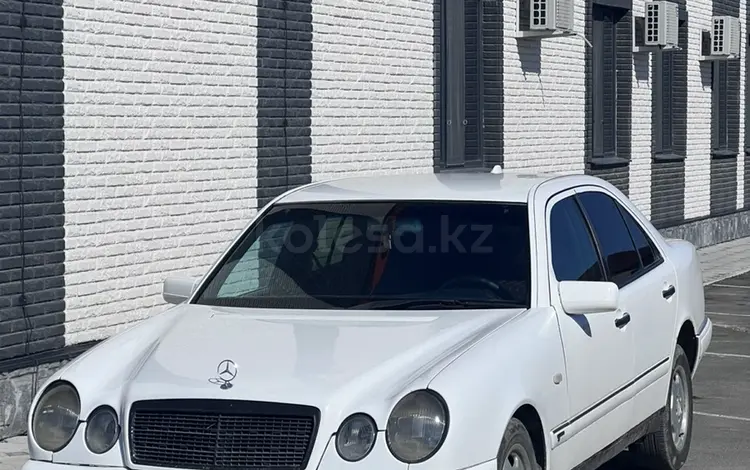 Mercedes-Benz E 230 1996 годаүшін2 200 000 тг. в Талдыкорган