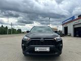 Toyota RAV4 2021 годаүшін17 000 000 тг. в Актобе – фото 2