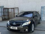 Toyota Camry 2010 годаfor7 400 000 тг. в Атырау