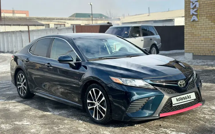 Toyota Camry 2019 годаfor13 500 000 тг. в Семей