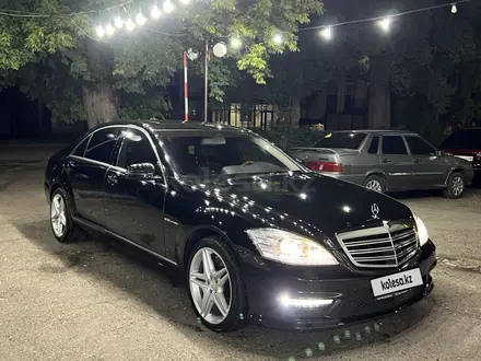 Mercedes-Benz S 500 2006 года за 11 500 000 тг. в Тараз – фото 2