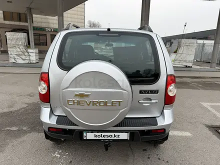 Chevrolet Niva 2014 года за 3 950 000 тг. в Алматы – фото 4